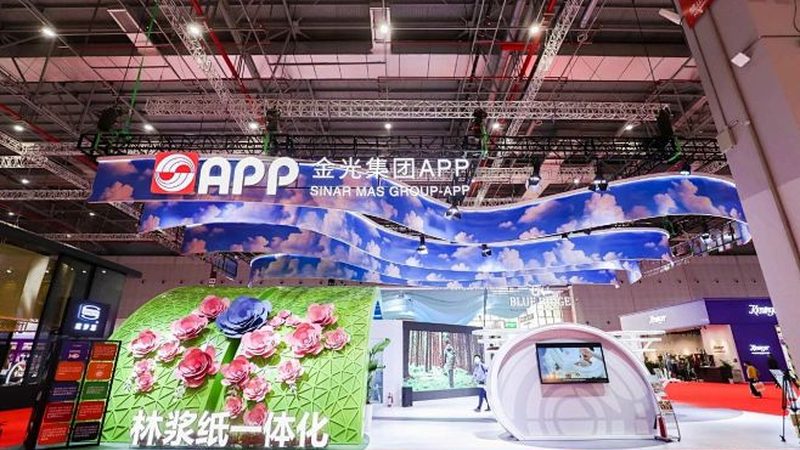 在了解婚庆舞台设计方案后，报价也成为关注焦点。以下因素会影响婚庆舞台报价：